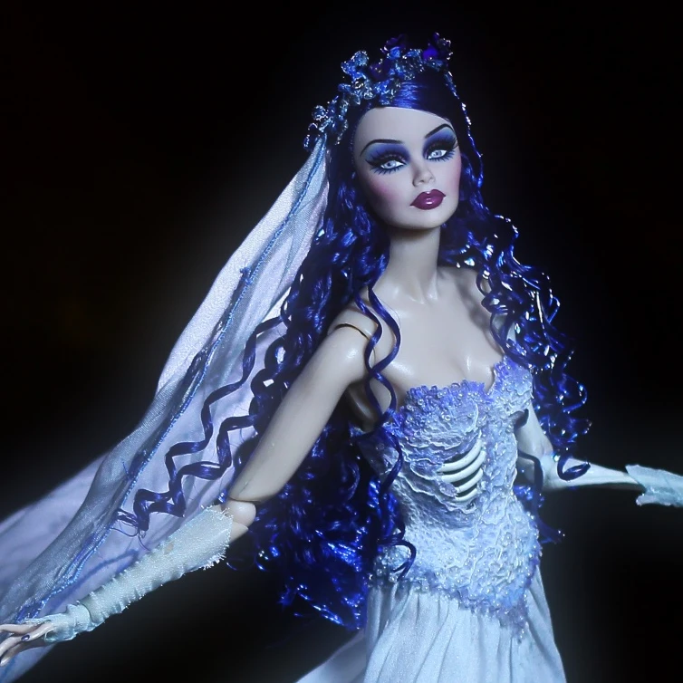 Yingjie Moon moda para muñecas con repaints y universo visual