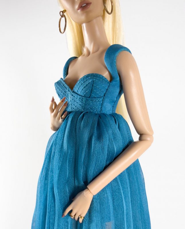 detalle organza vestido azul ropa de alta costura para muñecas