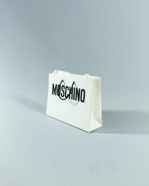 Bolsa miniatura muñecas escala 1:6 handmade con asas de cordón negro