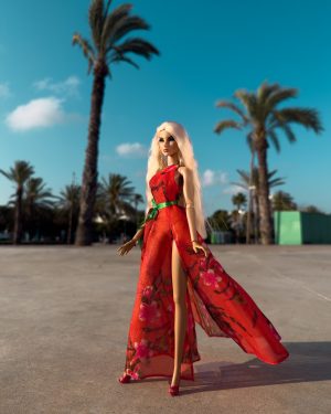 Vestido tropical para muñecas Hawaiian Bloom de Hee Studio inspirado en Barbie Hawaiian Superstar 1978.