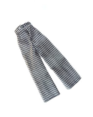 Su Pants artesanal para muñeca, vista trasera
